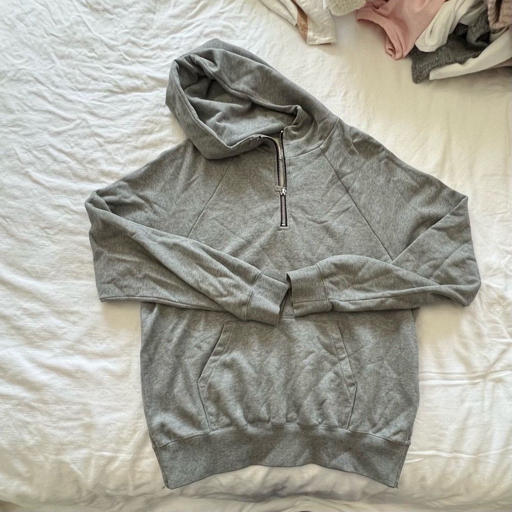FEAR OF GOD ESSENTIALS